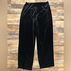 Jaclyn smith classic Black Velvet Wide-Leg Pants size L
